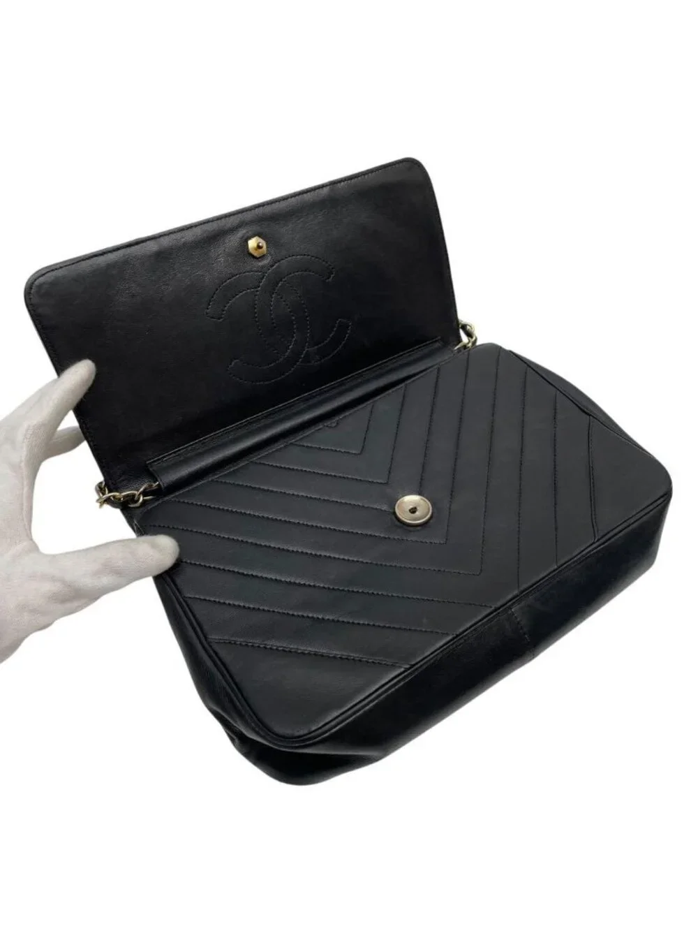 Chanel Lambskin Stitch CC Logo Chain Shoulder Bag Black